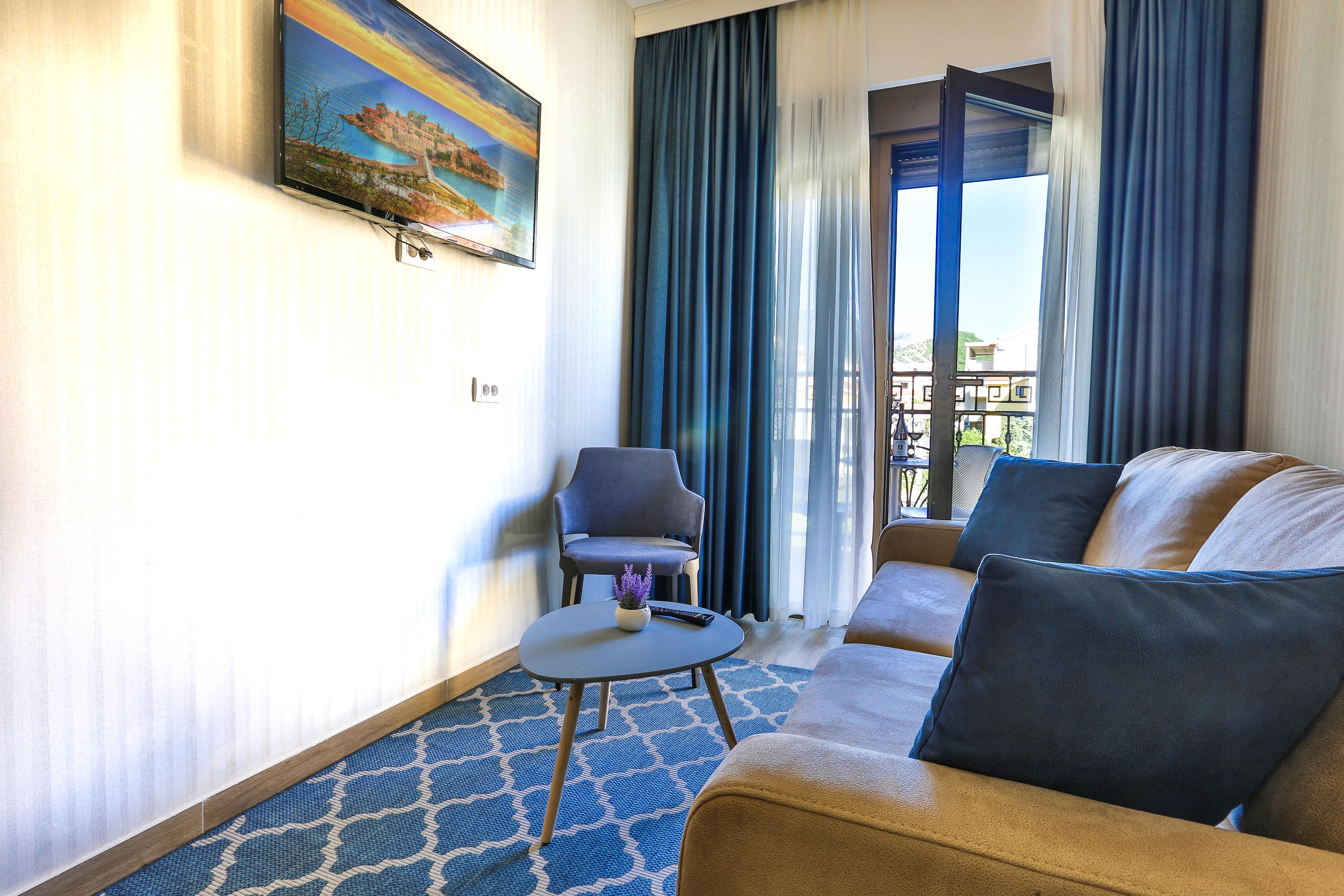 Hotel Harmony By Aycon Petrovac Eksteriør bilde